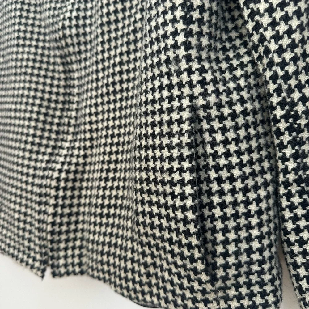 Vintage Black & White Houndstooth Zip-Front Women's Jacket - Picture 4 of 7